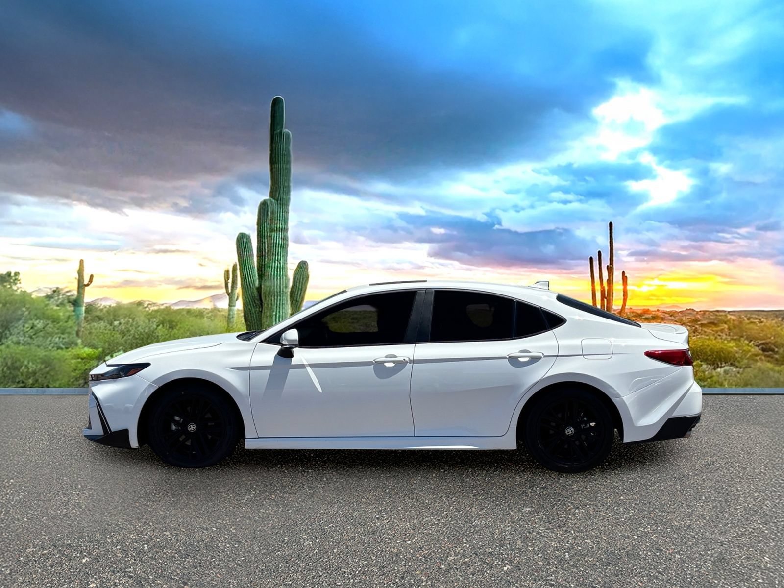 Used 2025 Toyota Camry SE w/ Convenience Package FWD image 3