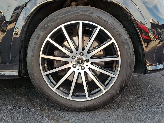 Used 2025 Mercedes-Benz GLS 450 4MATIC image 12