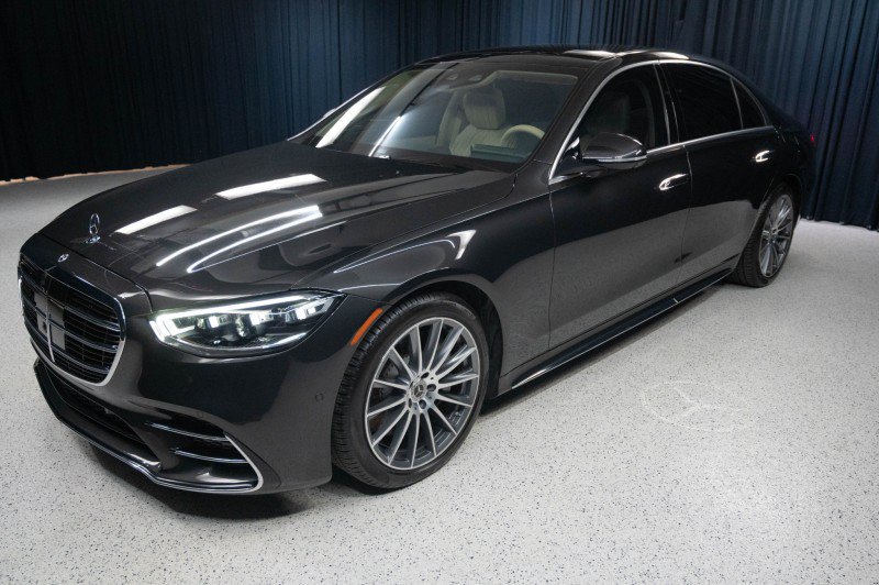 Certified 2026 Mercedes-Benz S 580e 4MATIC Sedan image 1