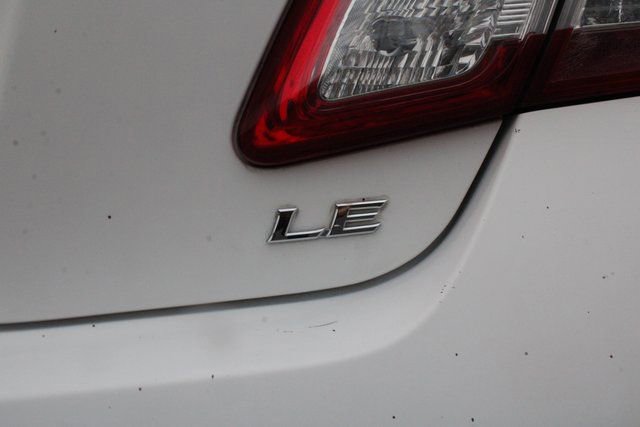 Used 2011 Toyota Camry LE w/ LE Extra-Value Pkg image 26