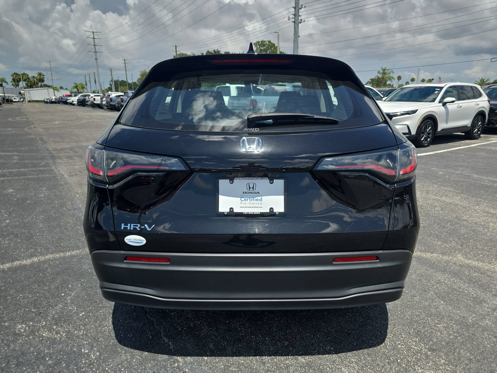 Certified 2025 Honda HR-V LX image 5