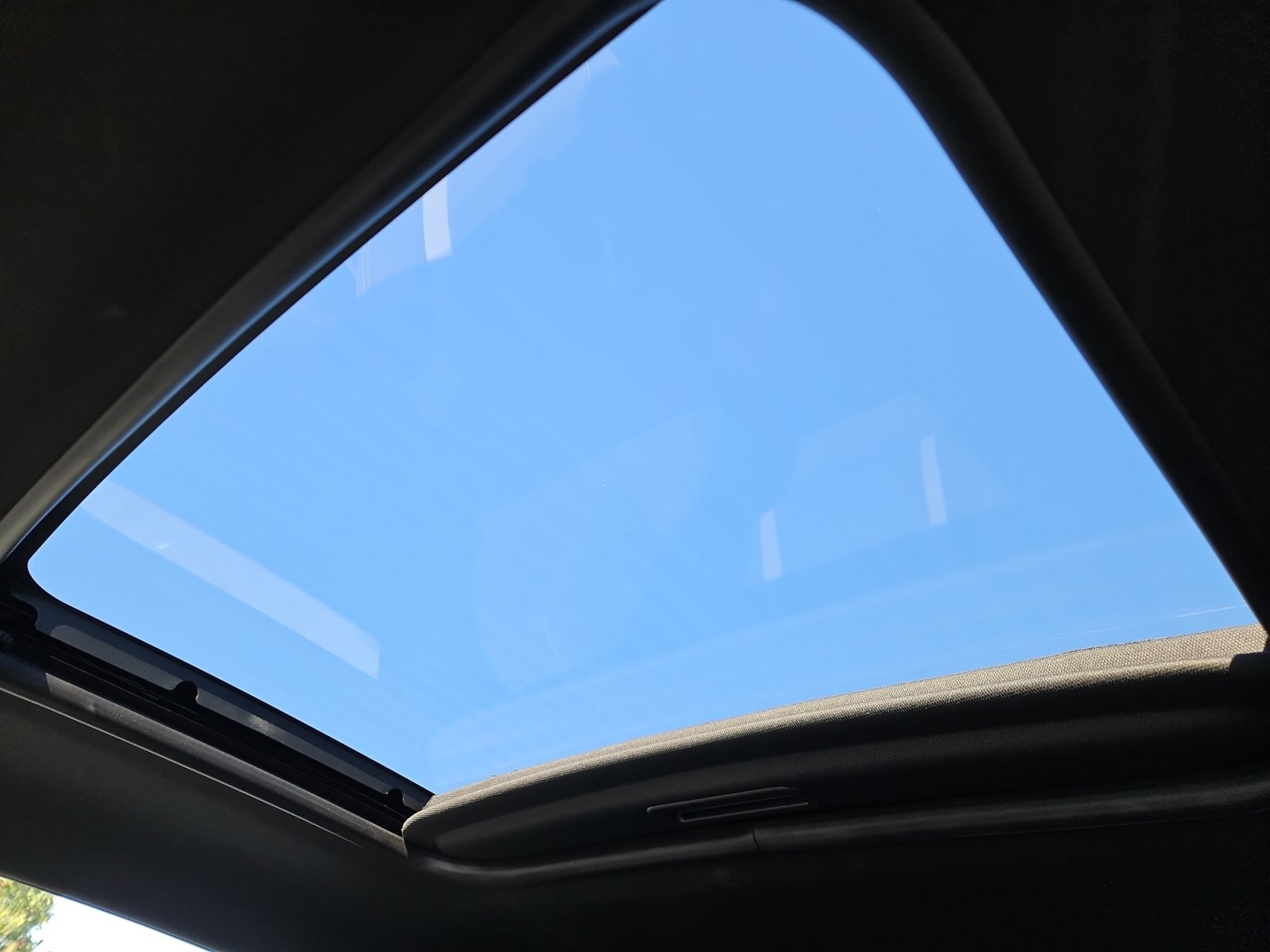 Used 2016 Chevrolet Camaro SS RWD image 17