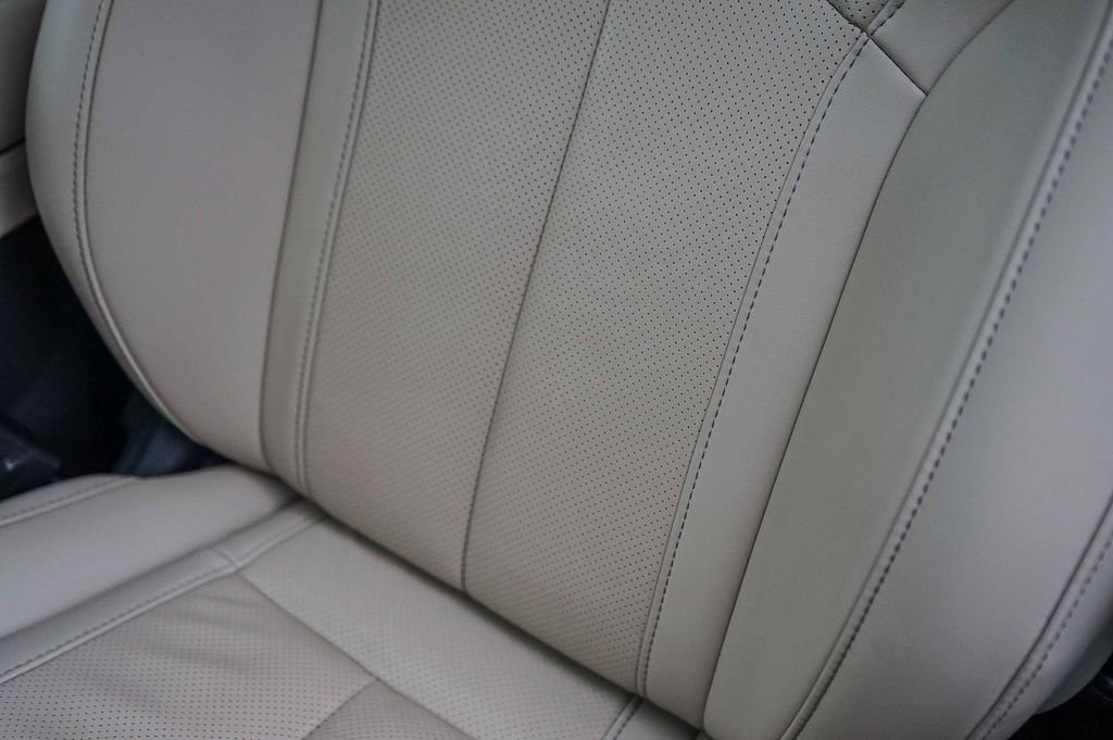 Certified 2023 INFINITI QX60 Luxe w/ Cargo Package image 23