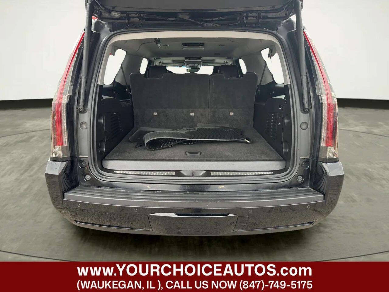 Used 2016 Cadillac Escalade ESV Luxury AWD/4WD image 15