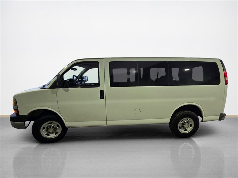 Used 2011 Chevrolet Express 3500 LT w/ LT Preferred Equipment Group image 7