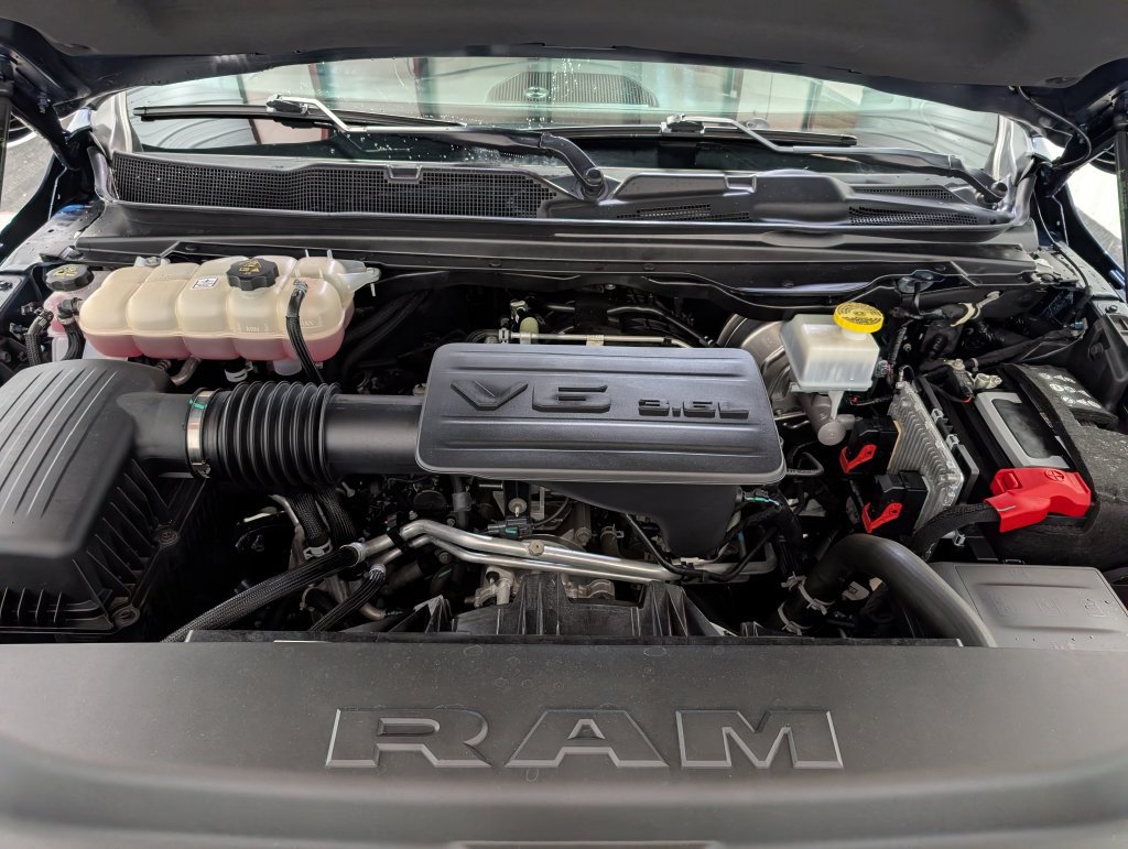 Used 2023 RAM 1500 Big Horn AWD/4WD image 30