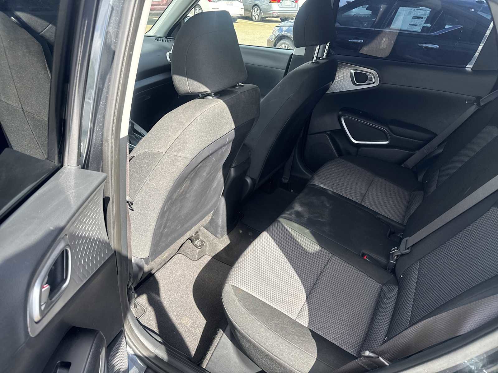 Used 2023 Kia Soul LX image 9