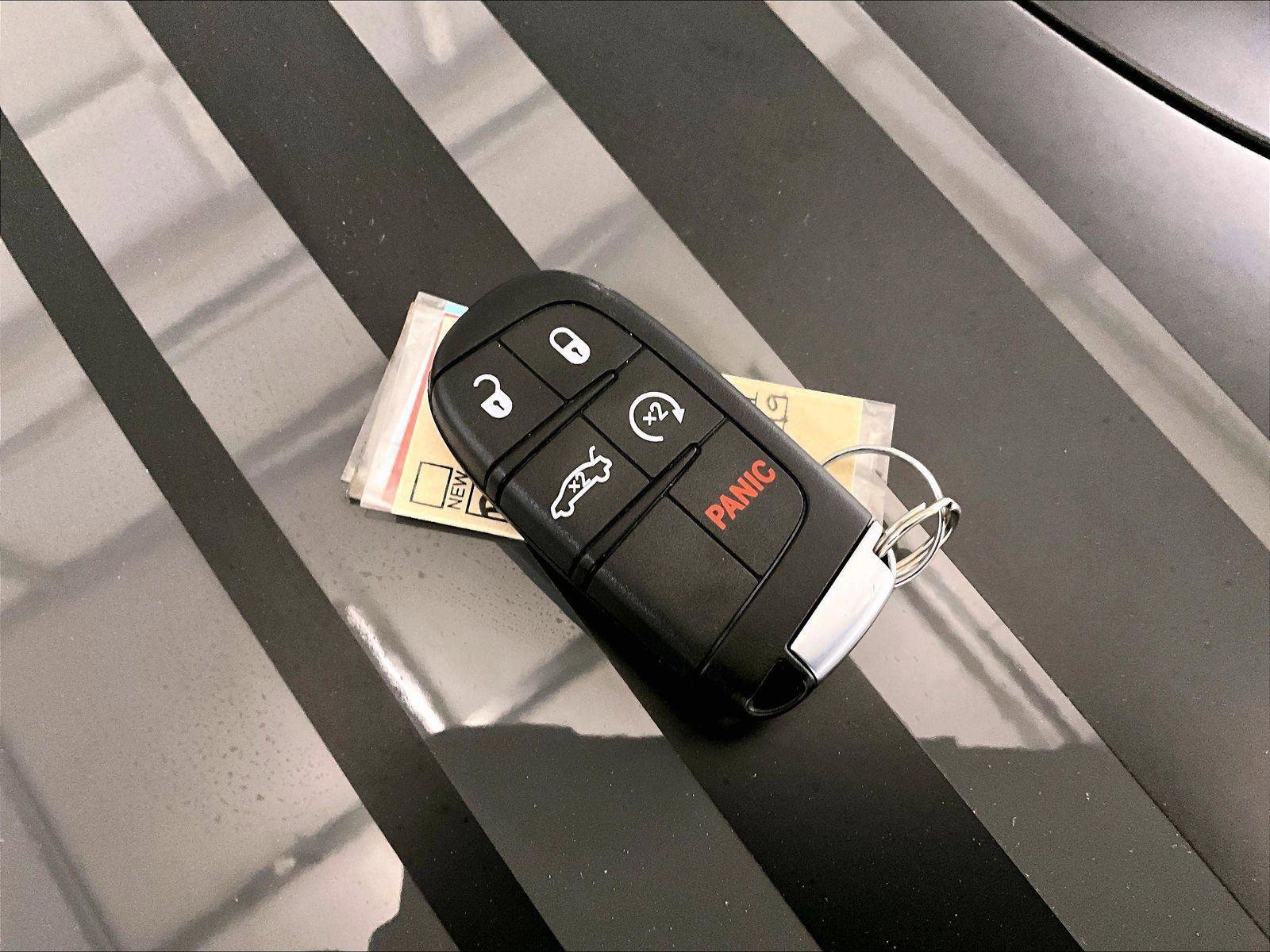 Used 2018 Dodge Challenger R/T Scat Pack RWD image 9