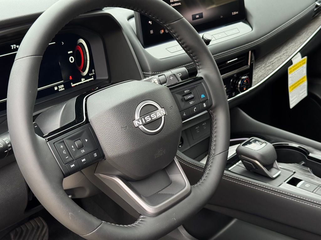 New 2026 Nissan Rogue Platinum image 8