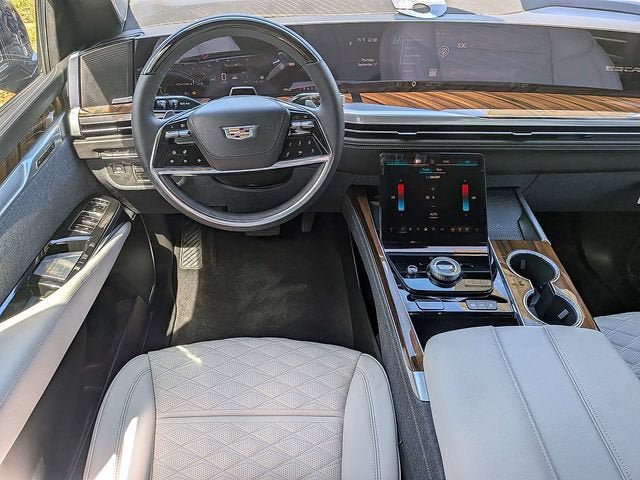 New 2026 Cadillac Escalade ESV Platinum Sport w/ LPO, ONYX Package AWD/4WD image 19