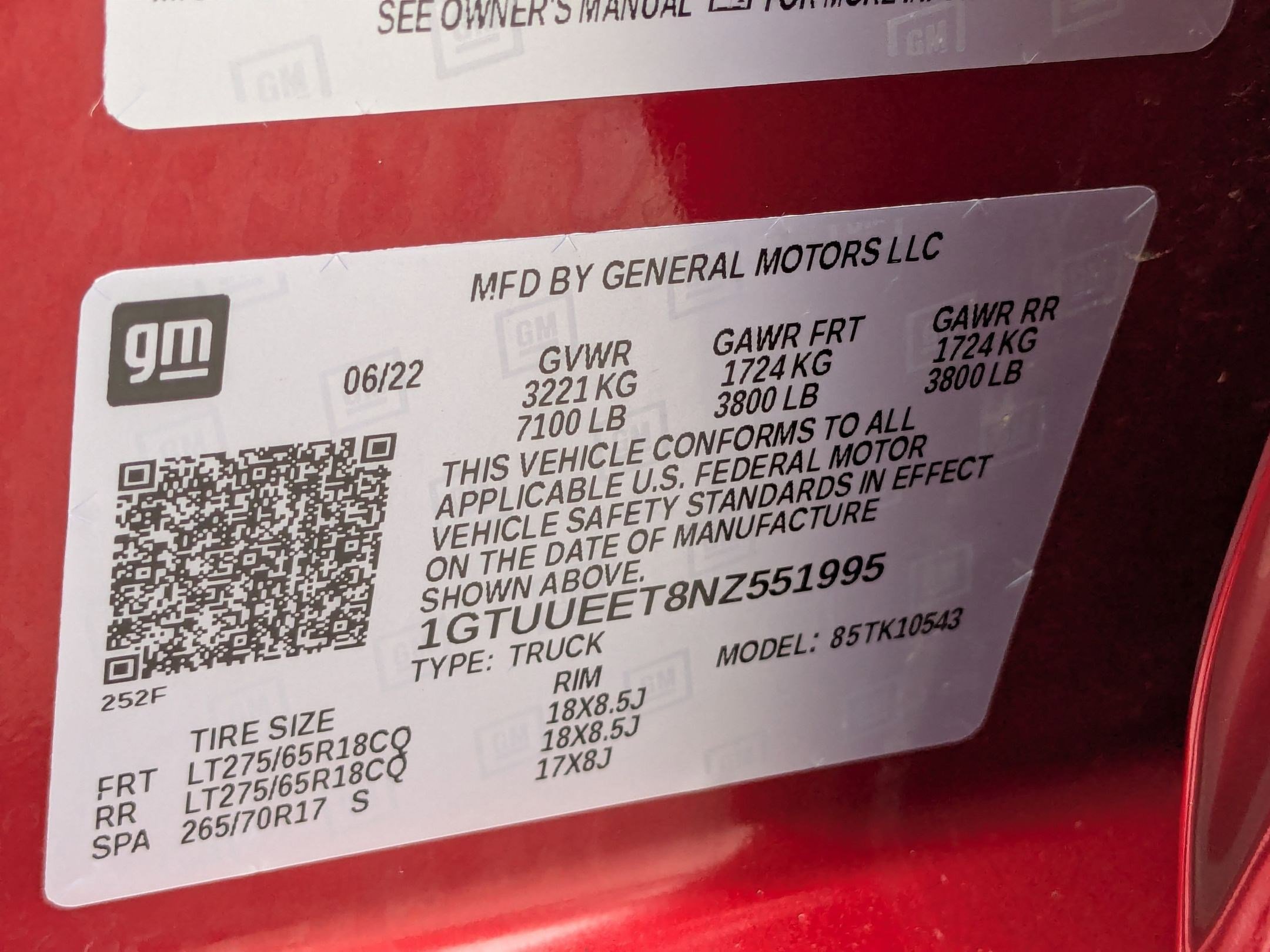 Certified 2022 GMC Sierra 1500 AT4 w/ AT4 Premium Package image 32