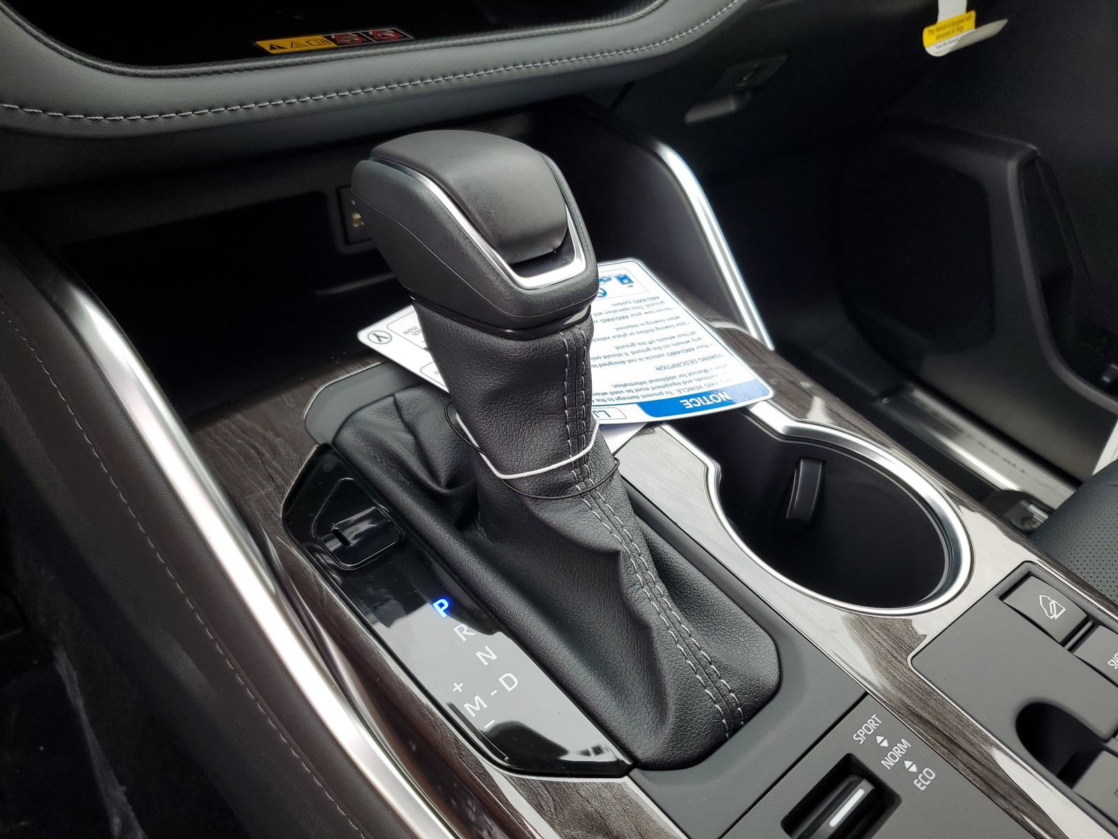 New 2026 Toyota Highlander Platinum AWD/4WD image 22