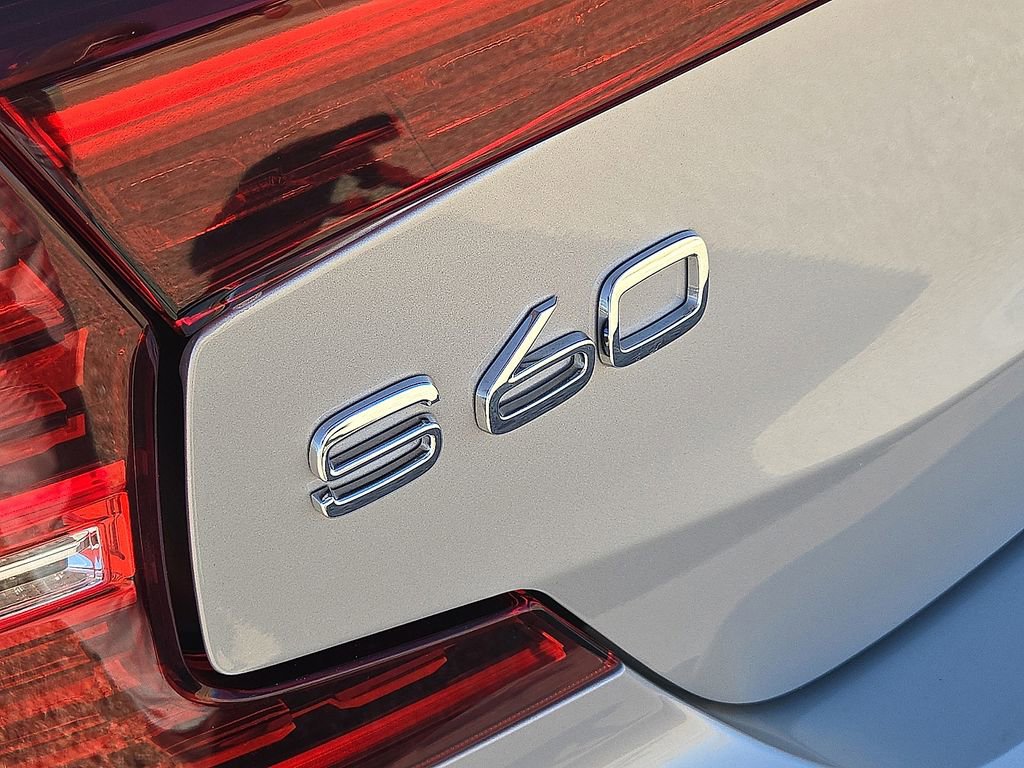 Certified 2023 Volvo S60 T8 Plus image 12