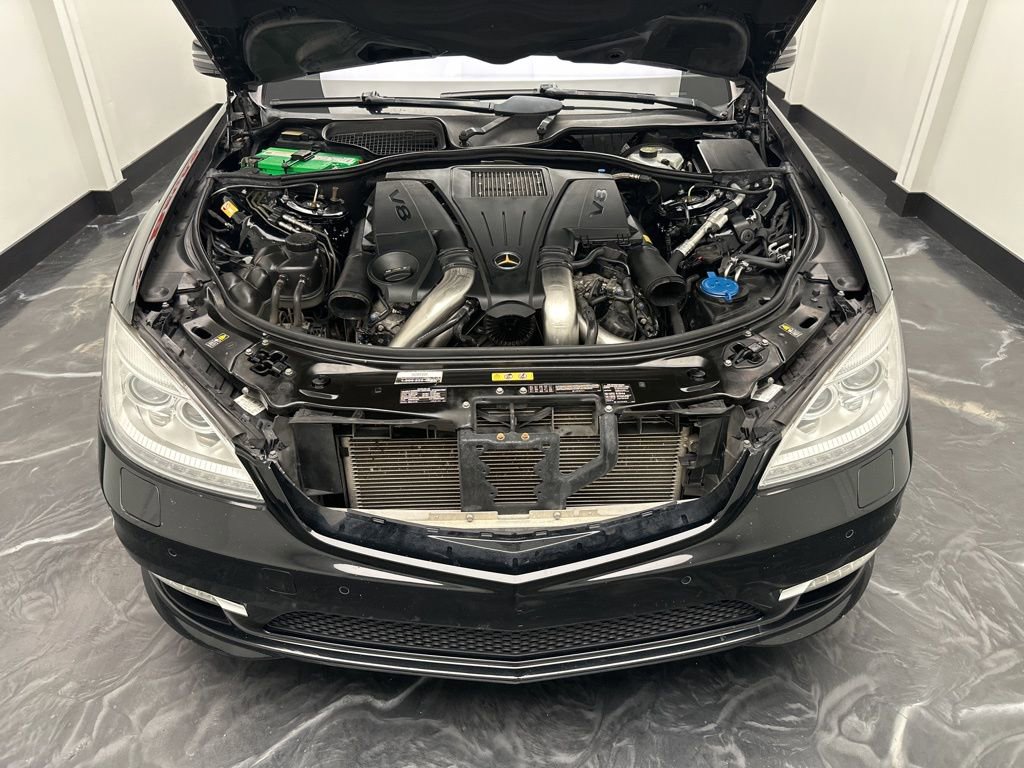 Used 2013 Mercedes-Benz S 550 4MATIC image 30