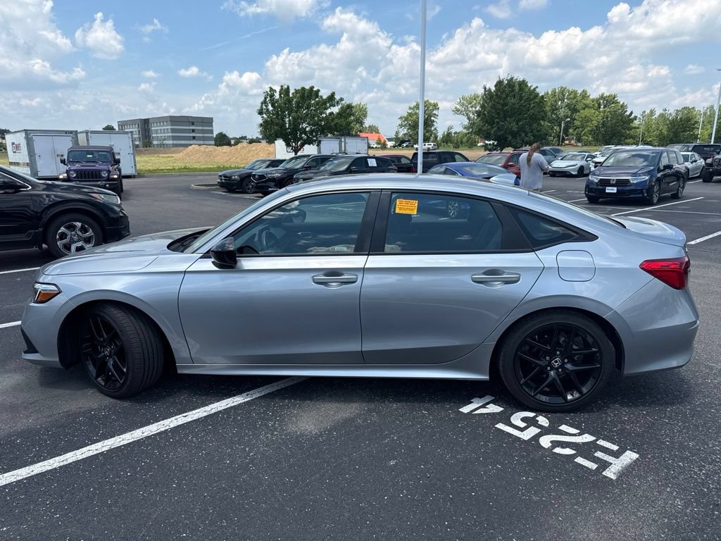 Used 2024 Honda Civic Sport image 7