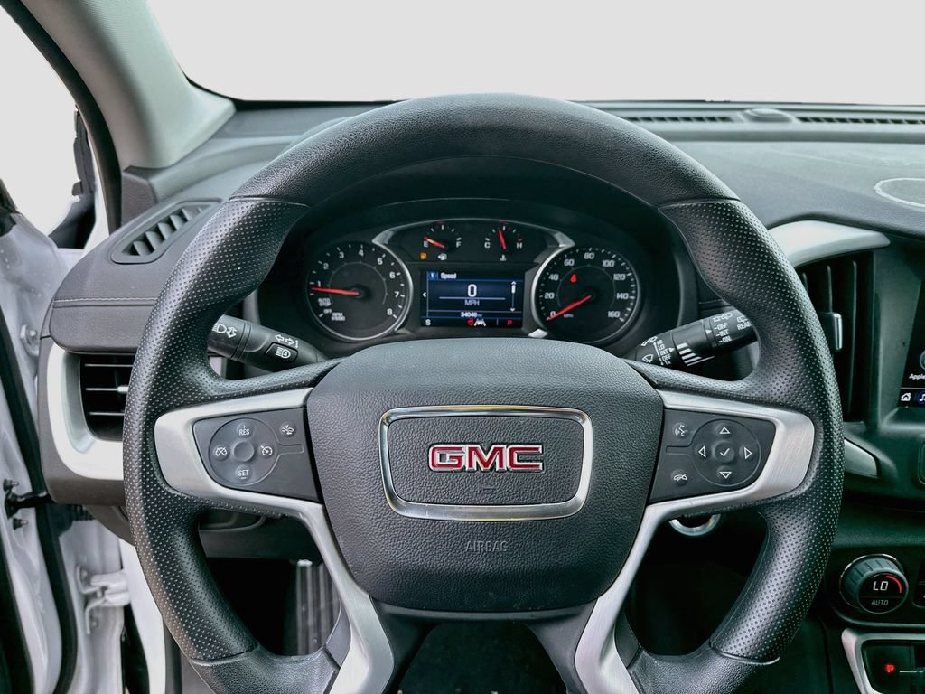 Used 2024 GMC Terrain SLE w/ Driver Convenience Package FWD image 13
