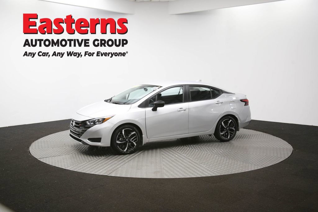 Used 2025 Nissan Versa SR w/ Trunk Package image 56
