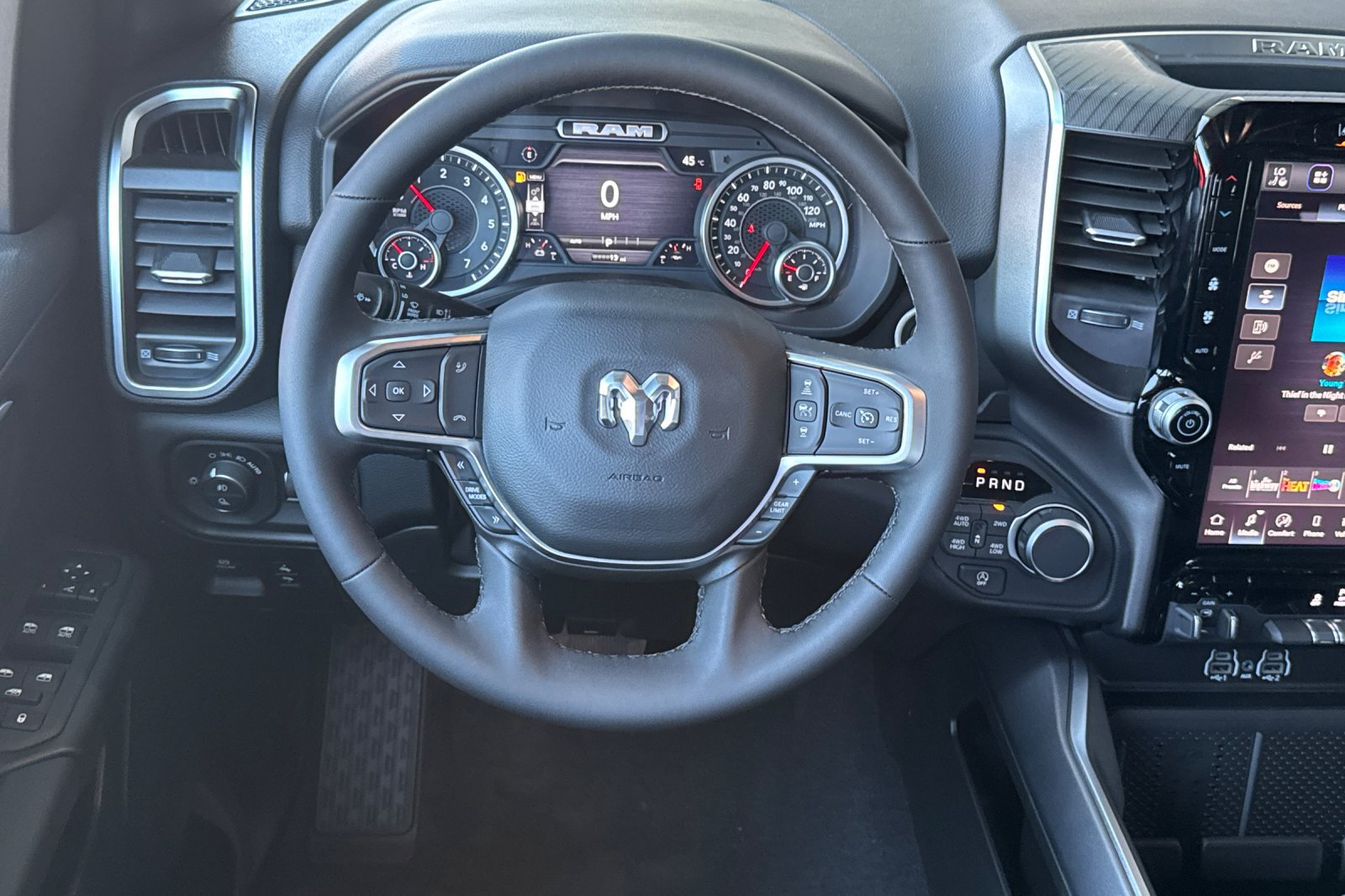 New 2026 RAM 1500 Big Horn AWD/4WD image 13
