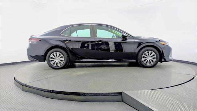 Used 2023 Toyota Camry LE FWD image 9