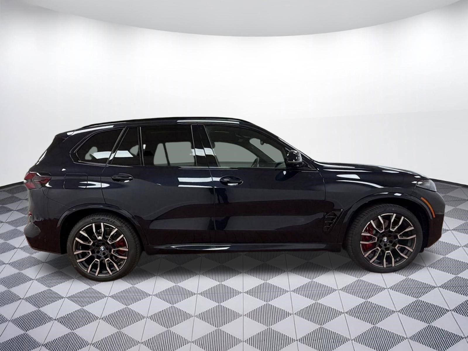 New 2026 BMW X5 xDrive50e image 7