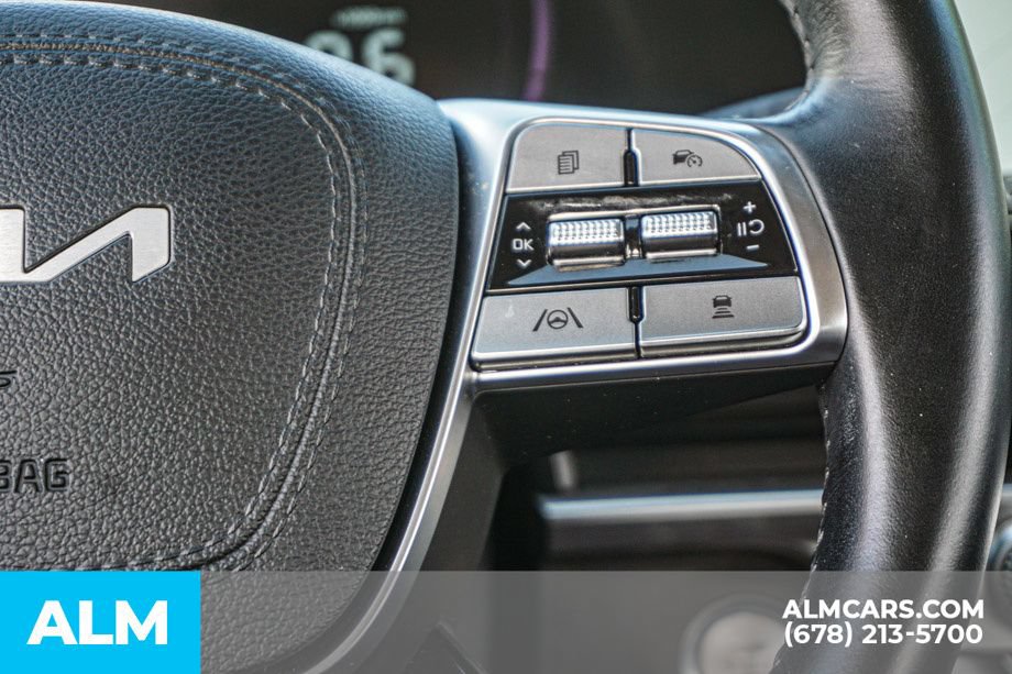 Used 2024 Kia Telluride LX FWD image 32
