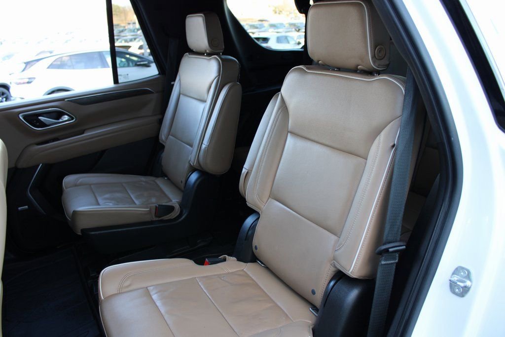 Used 2021 Chevrolet Tahoe Premier AWD/4WD image 22