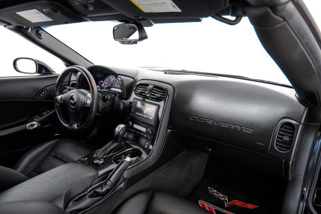 Used 2011 Chevrolet Corvette Grand Sport w/ Preferred Equipment Group RWD image 11