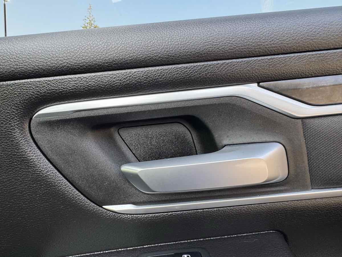 Used 2023 RAM 1500 Big Horn AWD/4WD image 40