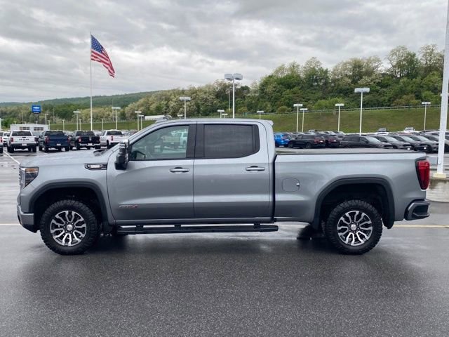 Used 2023 GMC Sierra 1500 AT4 w/ Technology Package AWD/4WD image 2