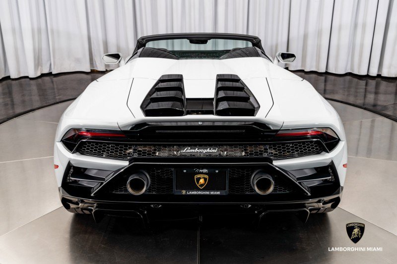 Used 2022 Lamborghini Huracan EVO image 20