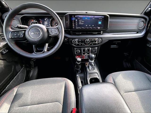 Used 2024 Jeep Wrangler Unlimited Rubicon AWD/4WD image 16