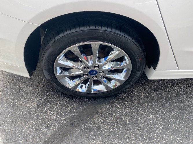 Used 2018 Ford Fusion Energi Titanium image 23