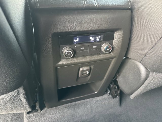 Certified 2023 Chevrolet Traverse LT image 8