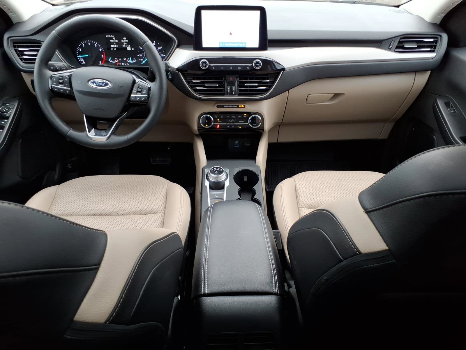 Certified 2022 Ford Escape SEL AWD/4WD image 10