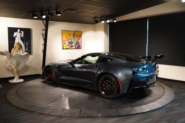 Used 2019 Chevrolet Corvette ZR1 RWD image 4