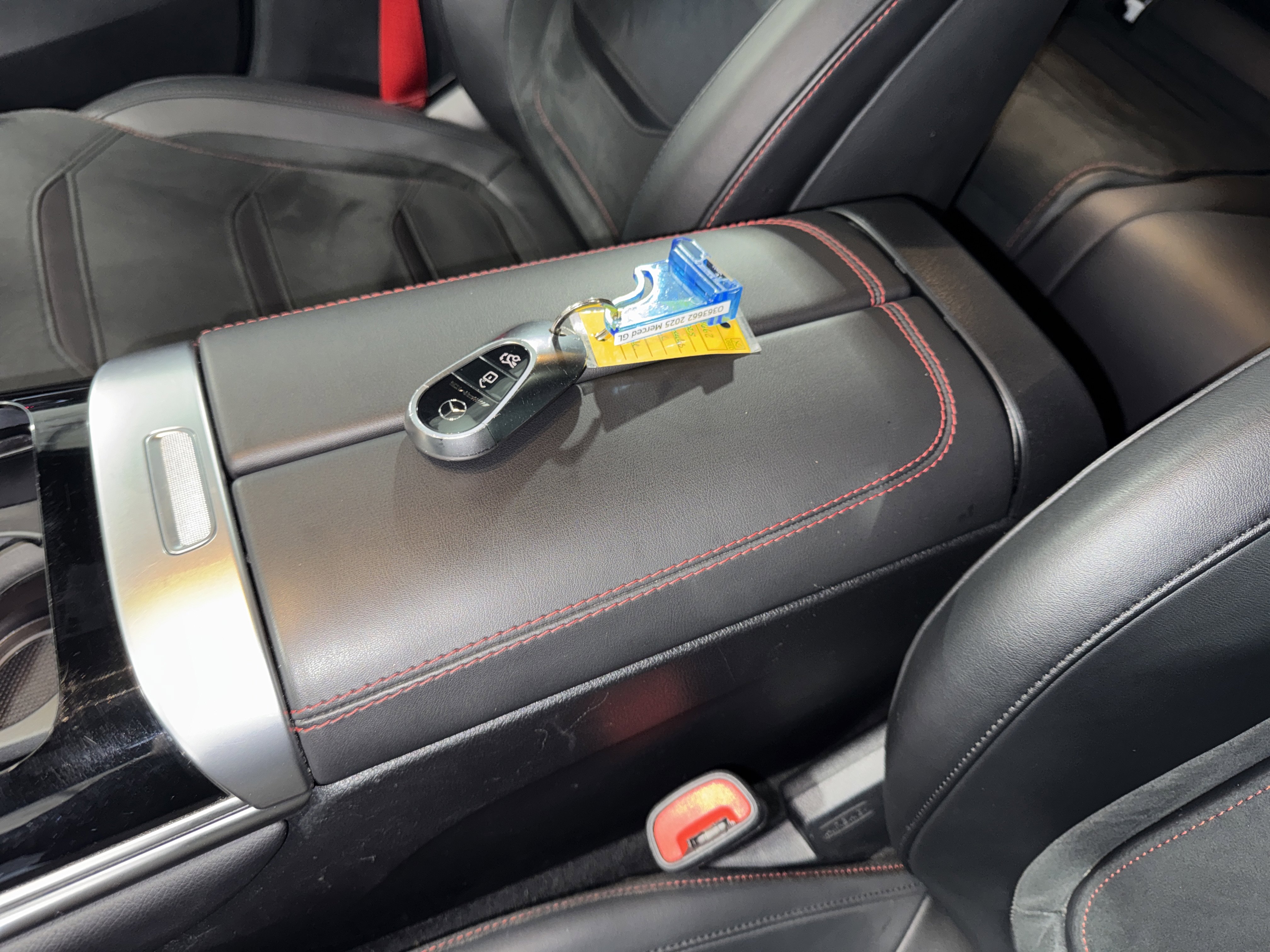 Used 2025 Mercedes-Benz GLC 43 AMG 4MATIC image 30