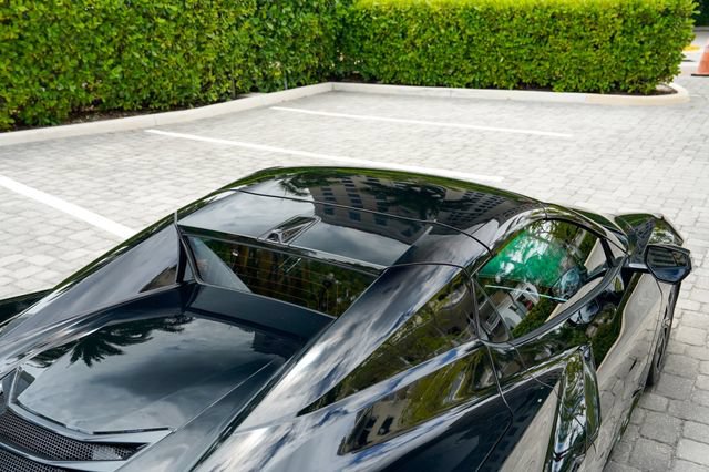 Used 2020 Chevrolet Corvette Stingray Premium Conv w/ 3LT Preferred Equipment Group RWD image 50