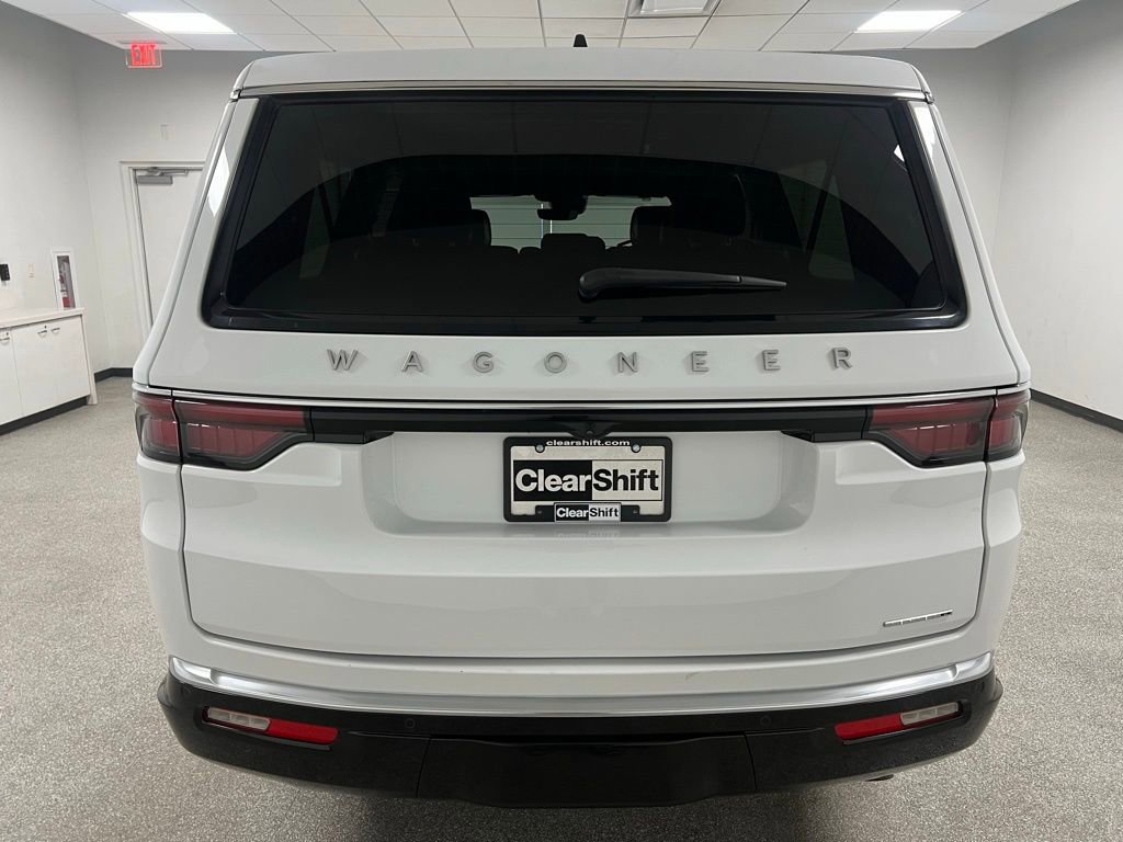 Used 2024 Jeep Wagoneer L Series II w/ Premium Group I image 11