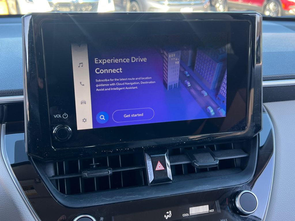 Used 2024 Toyota Corolla Cross L image 23