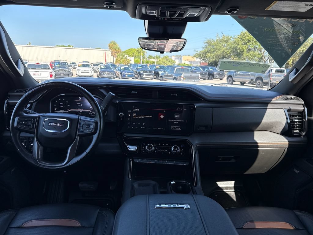 Used 2024 GMC Sierra 2500 AT4 w/ AT4 Premium Plus Package AWD/4WD image 6