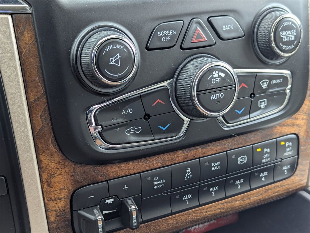 Used 2018 RAM 3500 Laramie Longhorn w/ Longhorn Southfork Package image 20