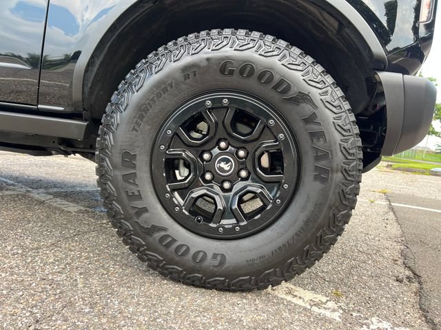 Used 2025 Ford Bronco Badlands AWD/4WD image 13