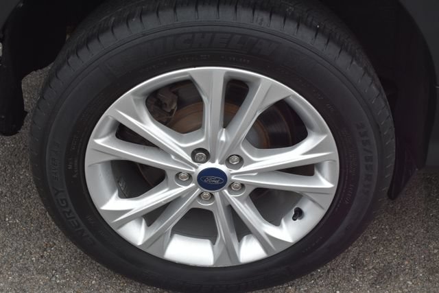 Used 2019 Ford Escape SE FWD image 43