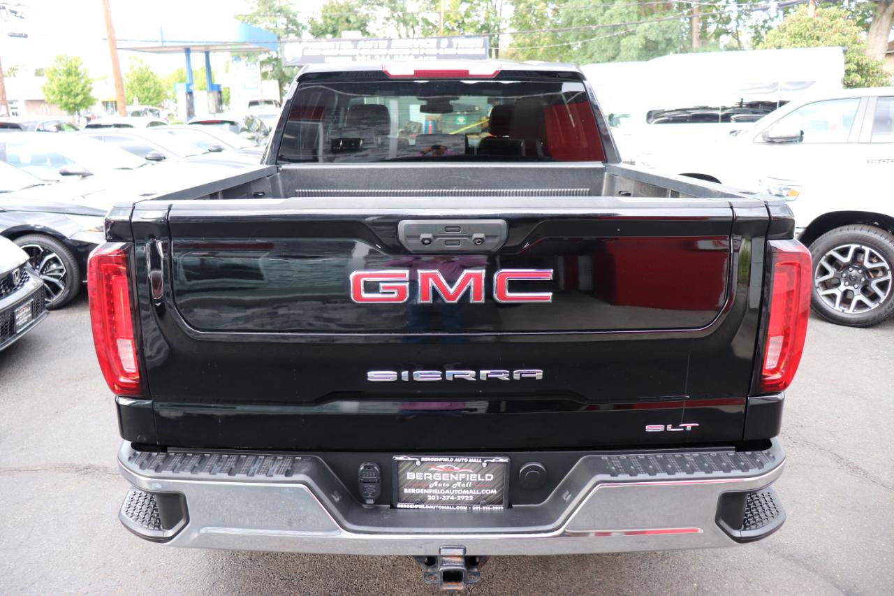 Used 2024 GMC Sierra 1500 SLT AWD/4WD image 4