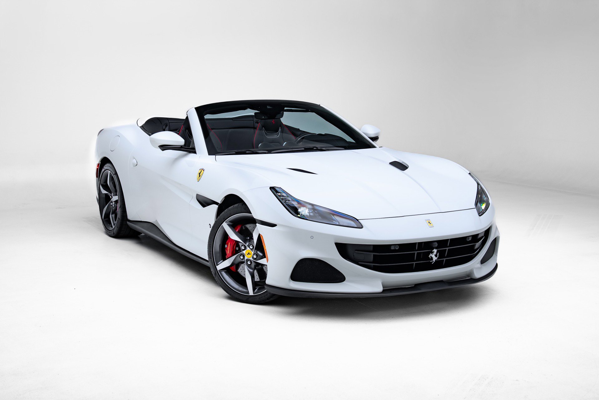 Used 2022 Ferrari Portofino M image 23