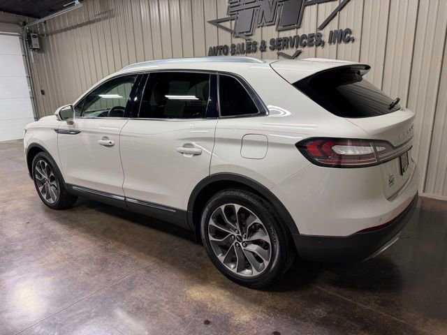 Used 2023 Lincoln Nautilus Reserve w/ Equipment Group 201A image 5