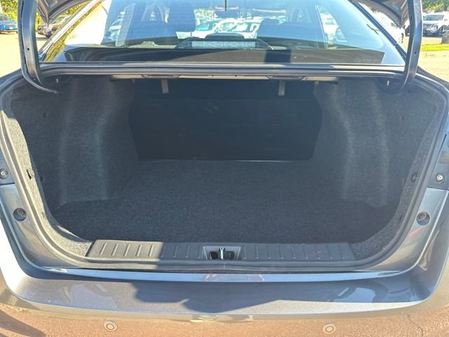 Used 2025 Nissan Versa S w/ Trunk Package image 23