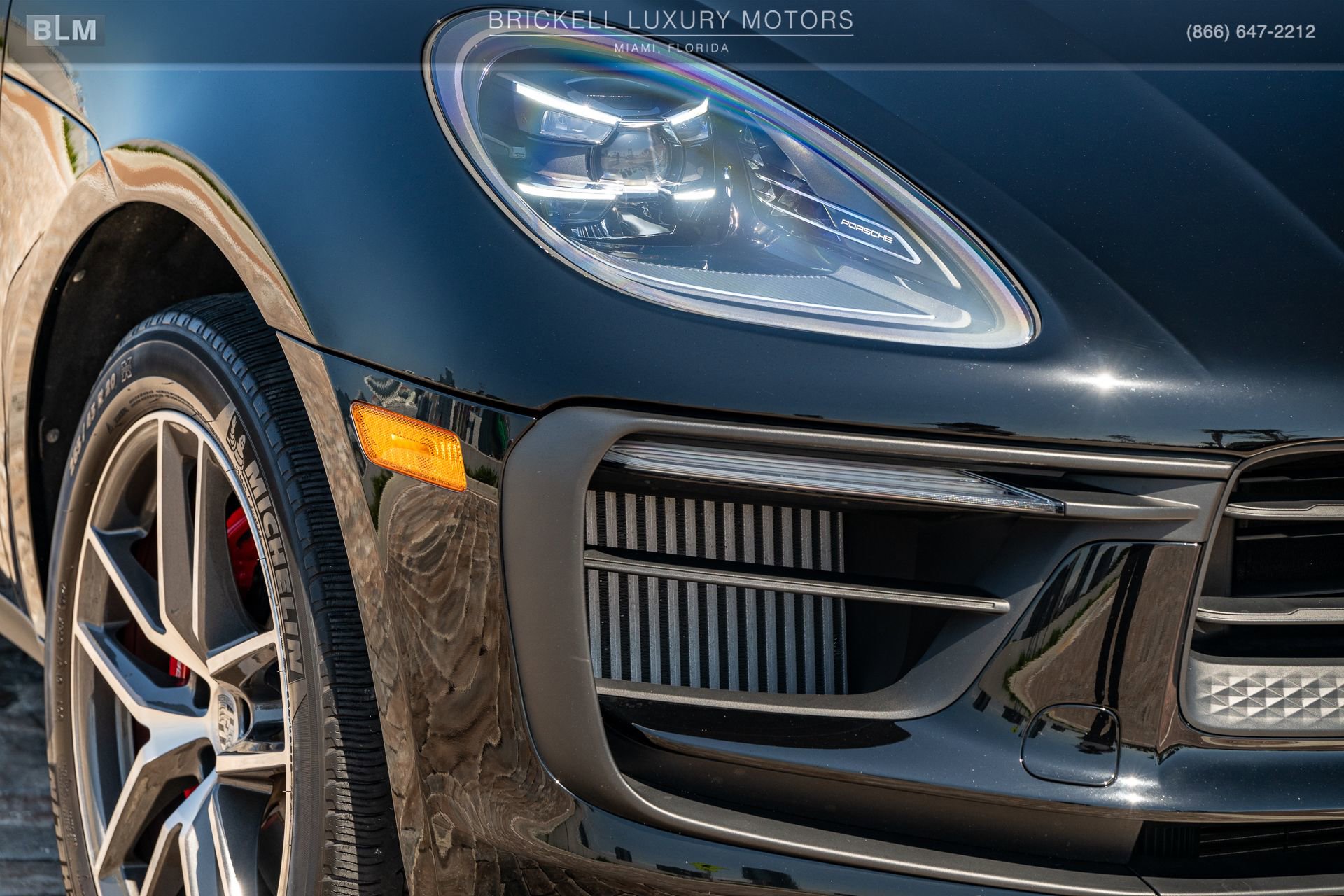 Used 2022 Porsche Macan S AWD/4WD image 56