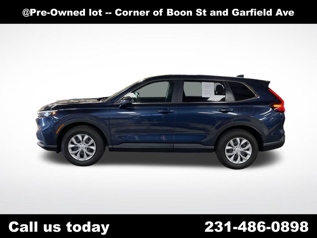 Used 2025 Honda CR-V LX image 2