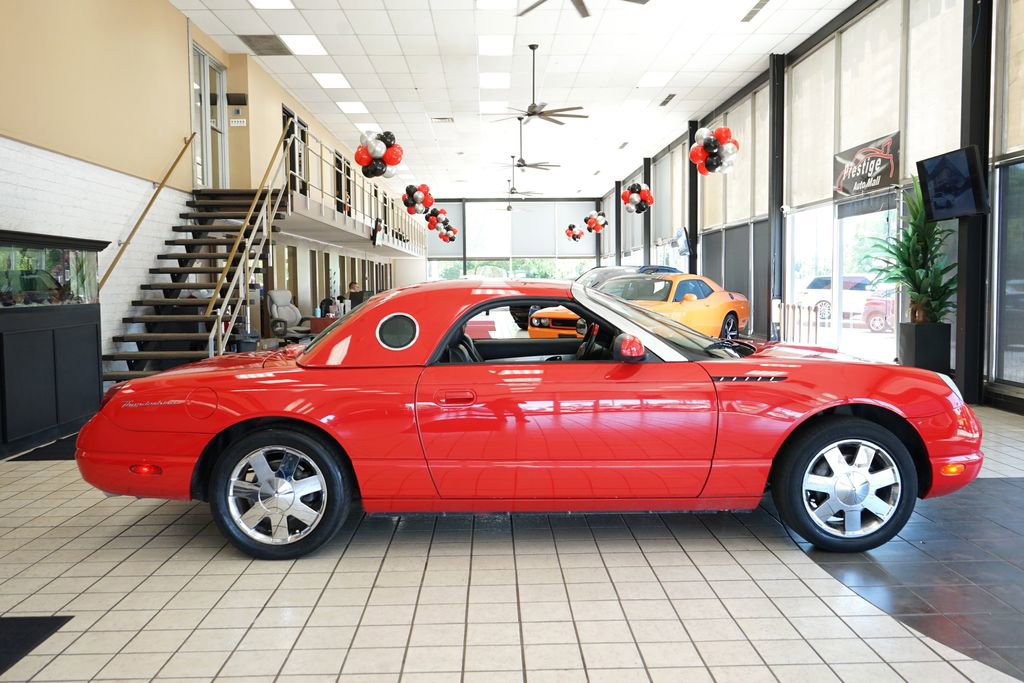 Used 2002 Ford Thunderbird RWD image 11